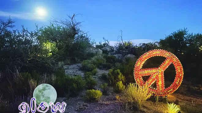 Image: GLOW! a nighttime art experience