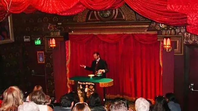 Image: Magic and Mystery at the Dinner Theater Show at Desert Diamond Casino Tucson