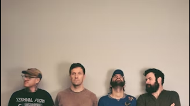 Image: Pile w/ NNAMD&Iuml;