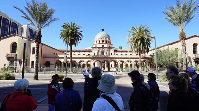 Image: Shortened Turquoise Trail Tour With Wine Tasting